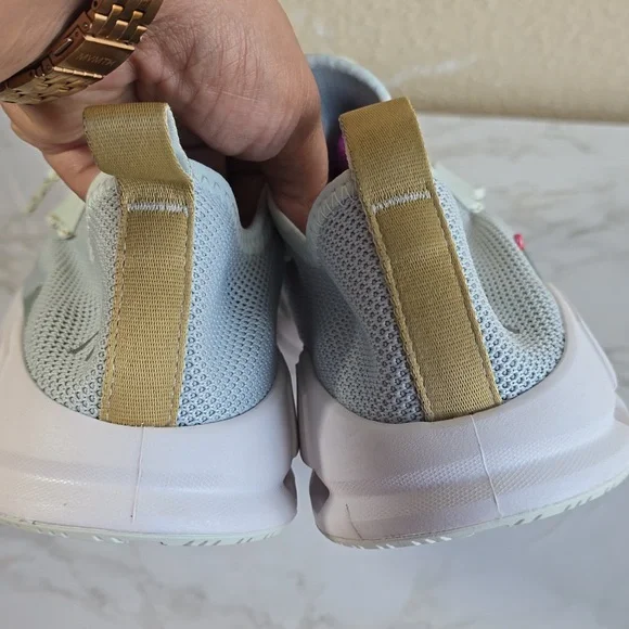 On Cloud Cloudeasy Light Gray Athletic Sneakers - Picture 7 of 14